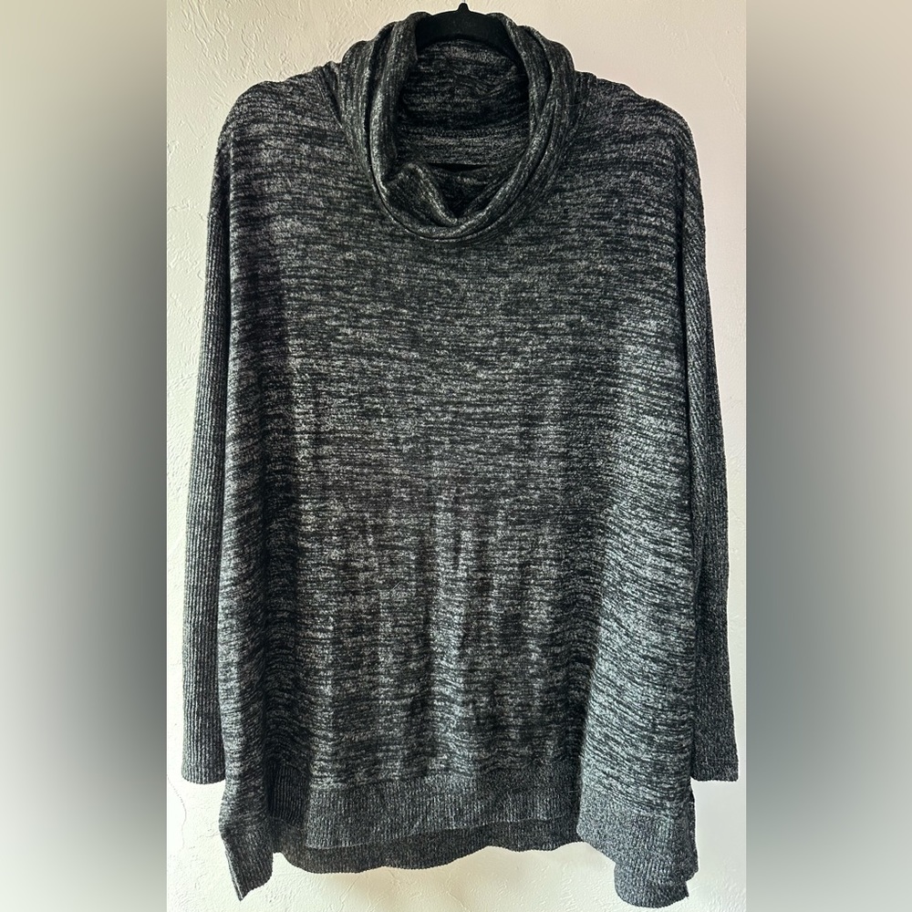 Sonoma women’s turtleneck - 1X - dark grey VERY SOFT - GUC